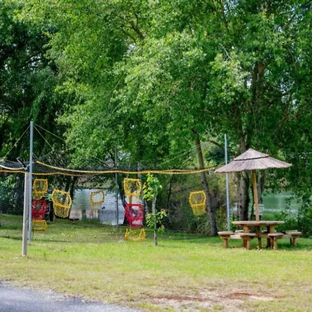 Campeggio Mobil Avec Terrasse - 2 Personnes - Api-1-52-276